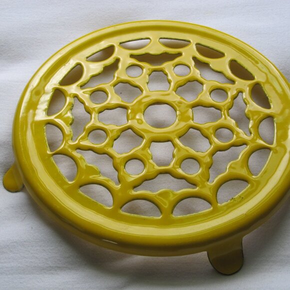 Fitz and Floyd Other - vintage Fitz & Floyd Yellow Enameled 8" Metal Vase Base Stand, Footed